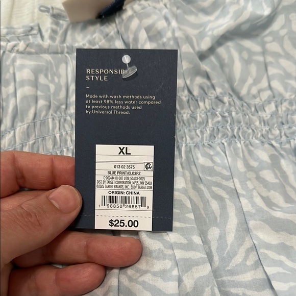 Elegant Blue Patterned Women's Top - Picture 2 of 8